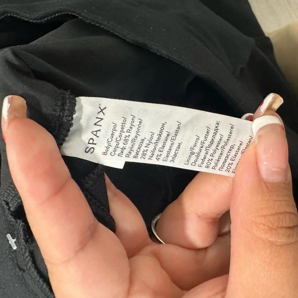 SPANX Black High-Waisted Pants - Picture 6 of 6